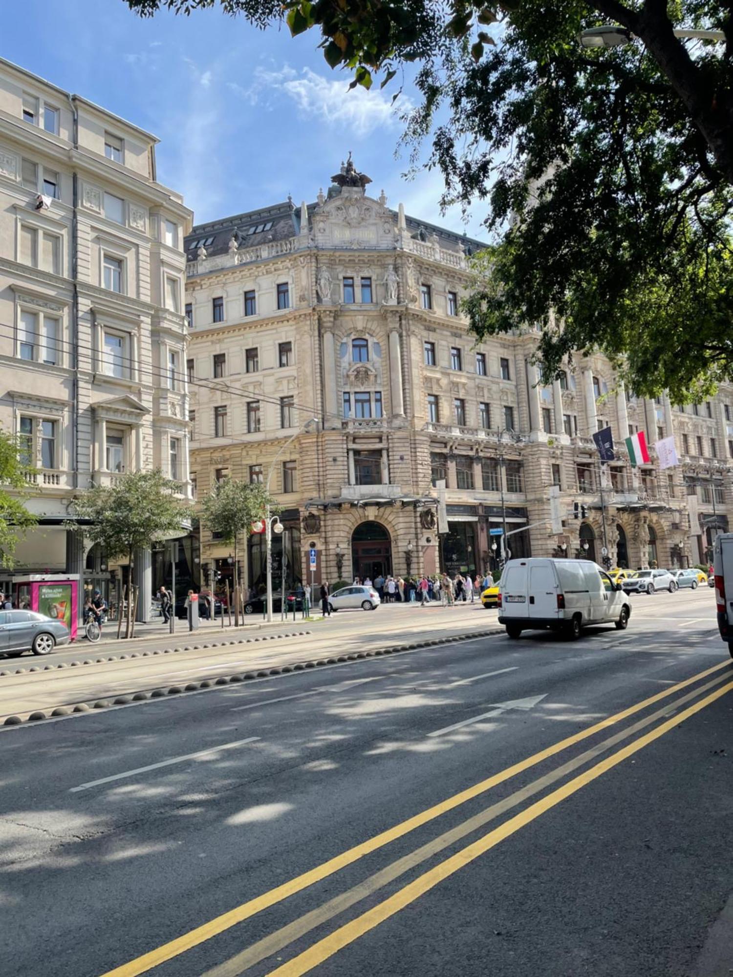 Aradi Rooms With Private Bathroom In The City Centre Budapest Exterior photo